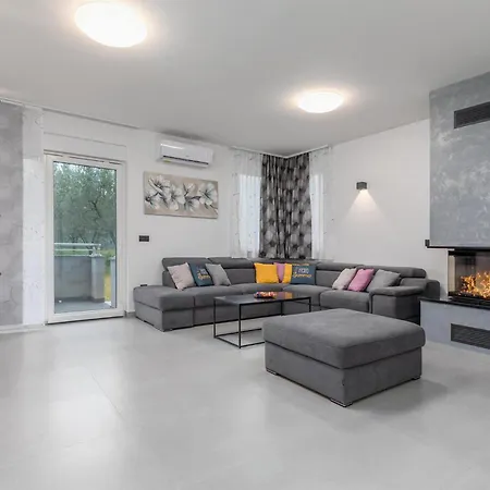 Holiday home Gorgeous In With Sauna