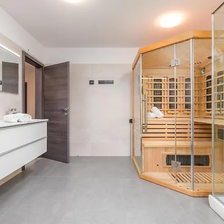 Holiday home Gorgeous In With Sauna