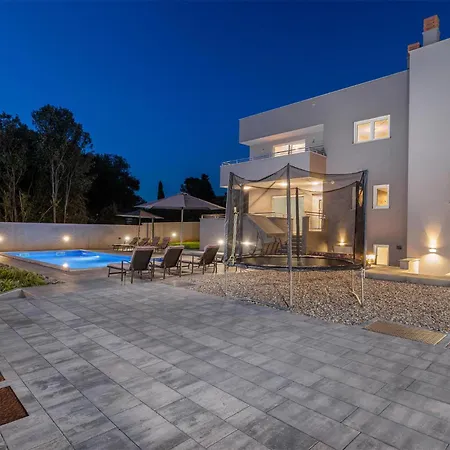 Holiday home Gorgeous In With Sauna *