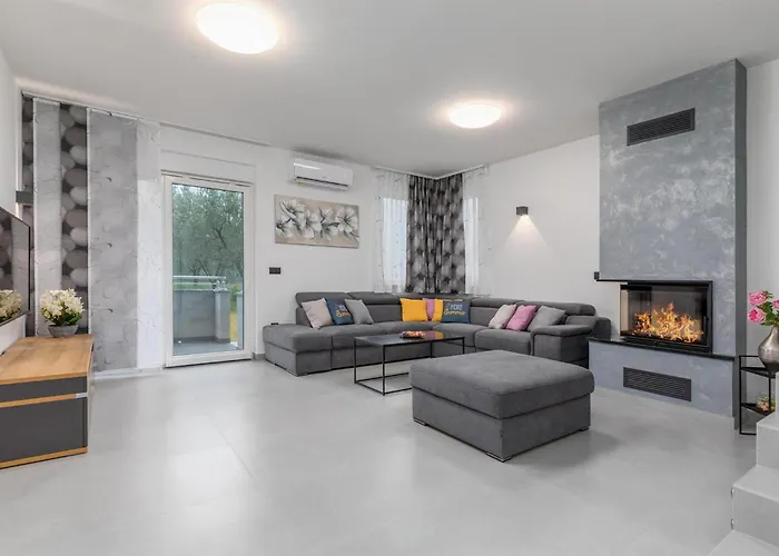 Ferienhaus Gorgeous In With Sauna
